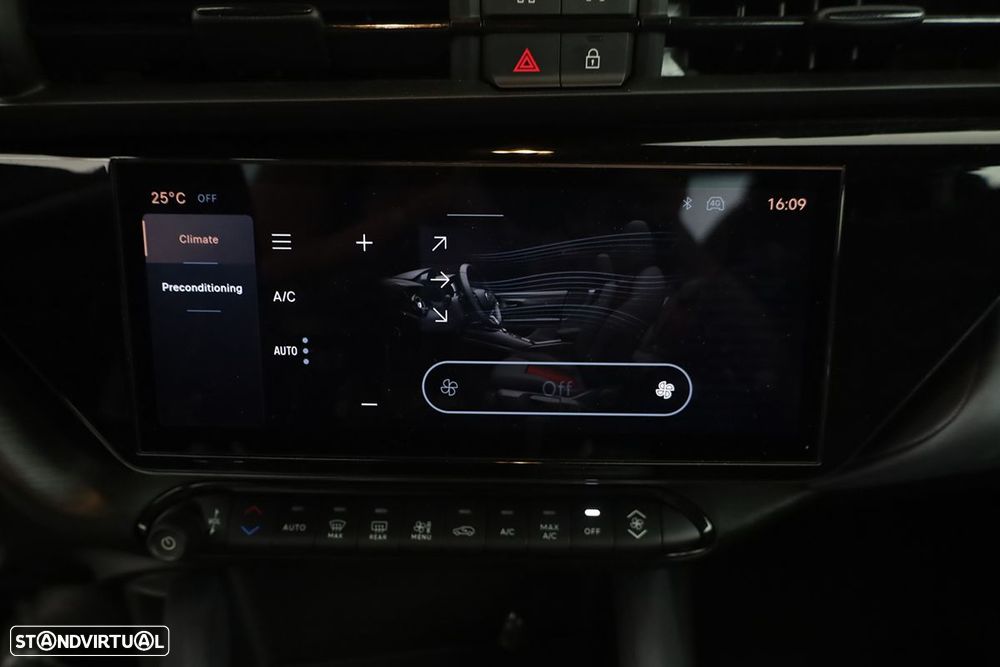 Alfa Romeo Junior Elletrica 50 kWh - 13