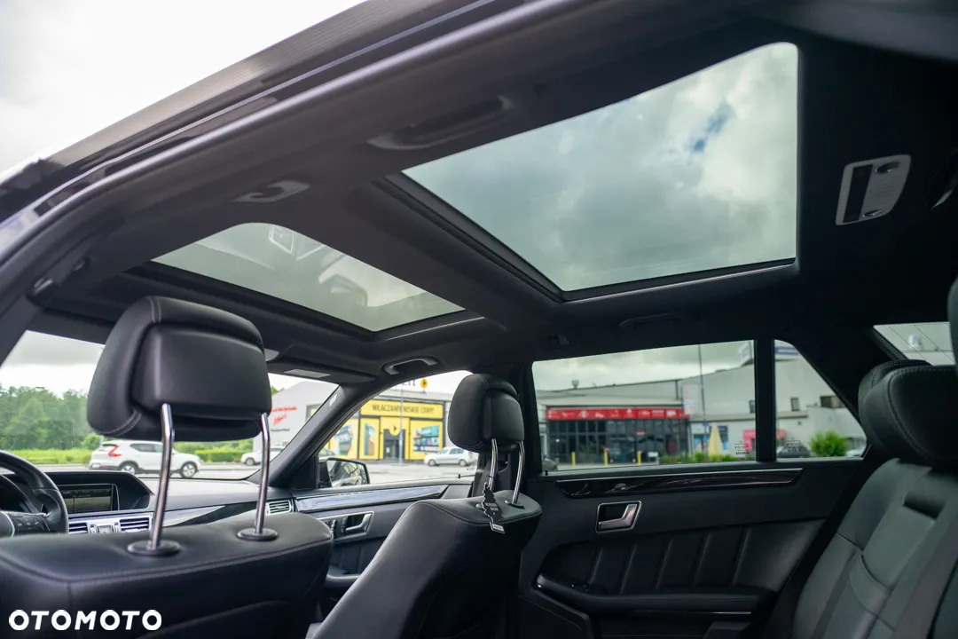 Mercedes-Benz Klasa E 300 T BlueTEC HYBRID 7G-TRONIC Elegance - 32