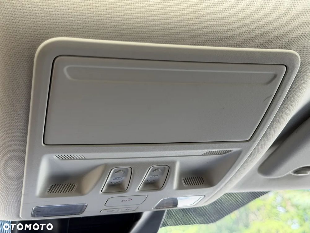 Ford Focus 1.5 EcoBlue Start-Stopp-System TITANIUM DESIGN - 27