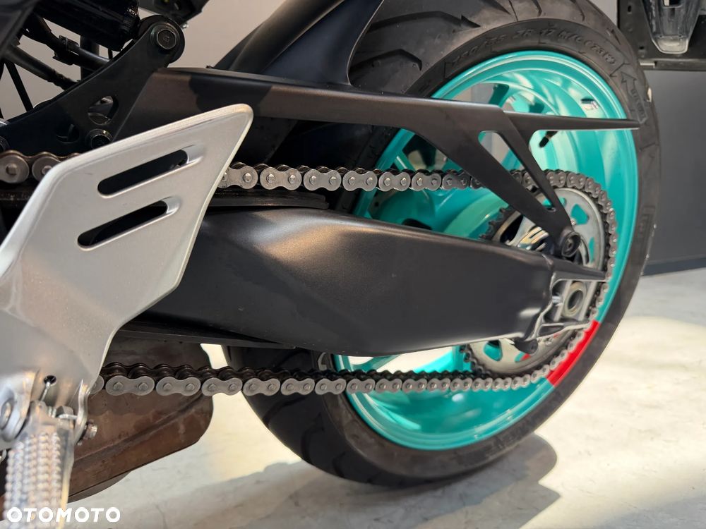 Yamaha MT - 13