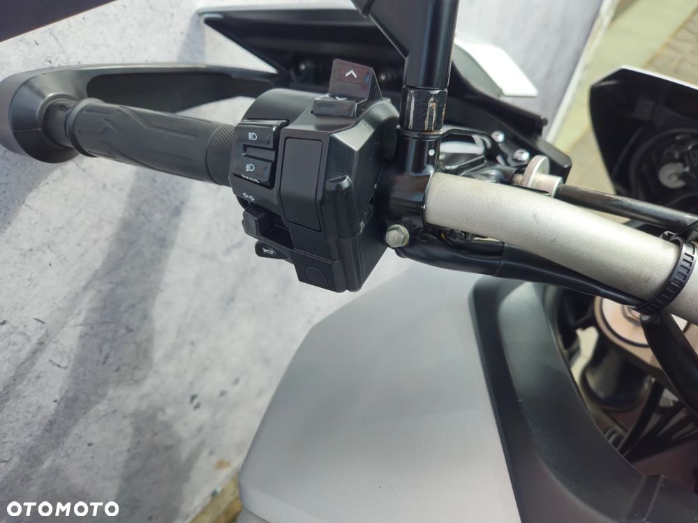 Yamaha Tracer - 21