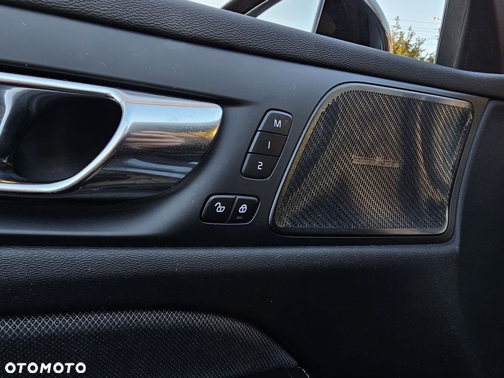 Volvo S60 T4 R-Design First Edition - 26