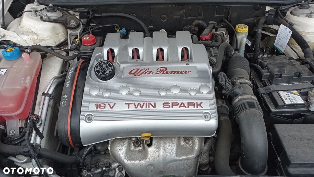 Alfa Romeo 147 1.6 Twin Spark AMICA - 38