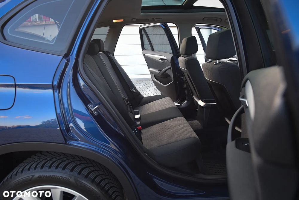 BMW X1 sDrive18i - 32