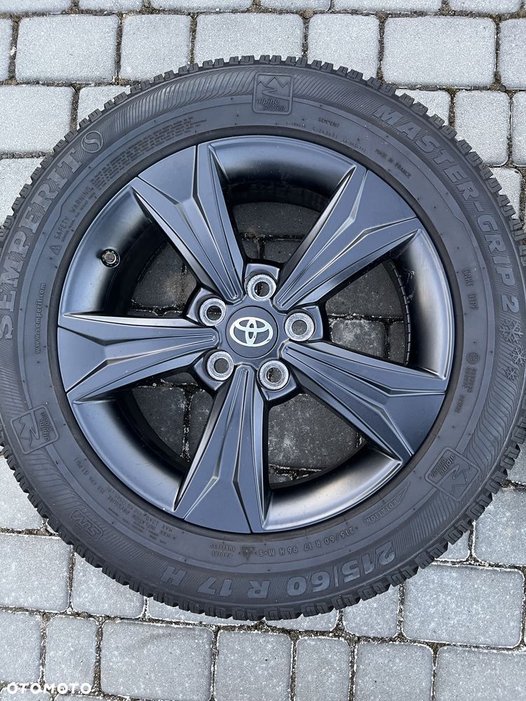 Alufelgi 5x114,3 17 cali Toyota Auris Avensis Corolla opony 205/55/16 - 3