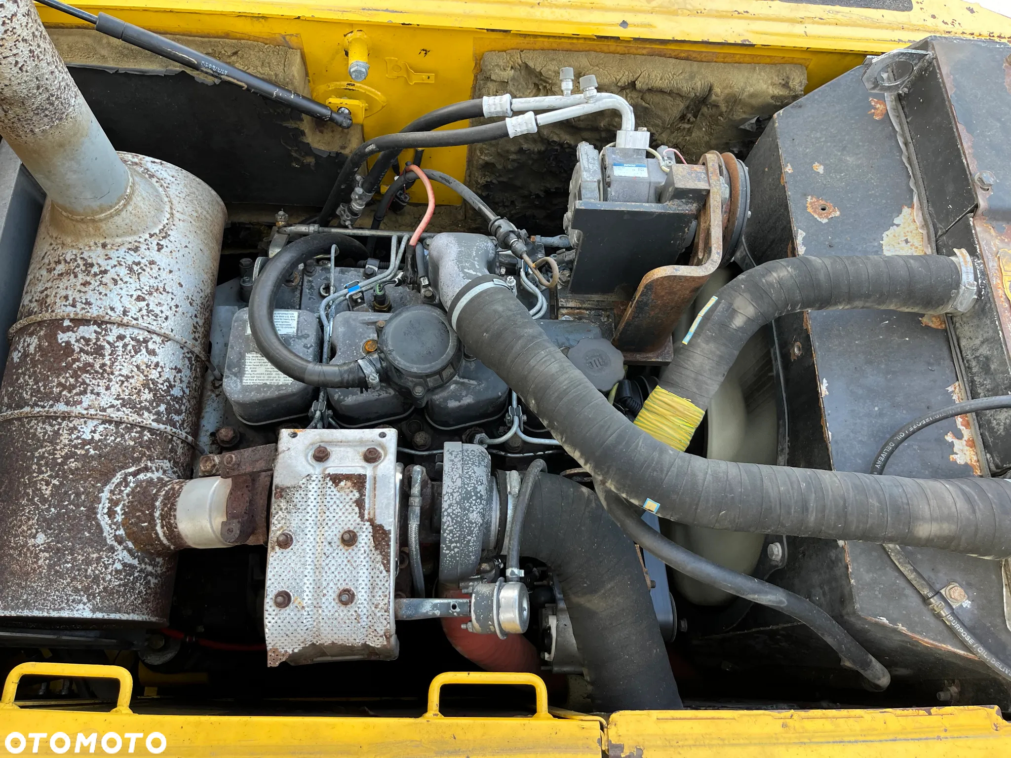 New Holland - 29