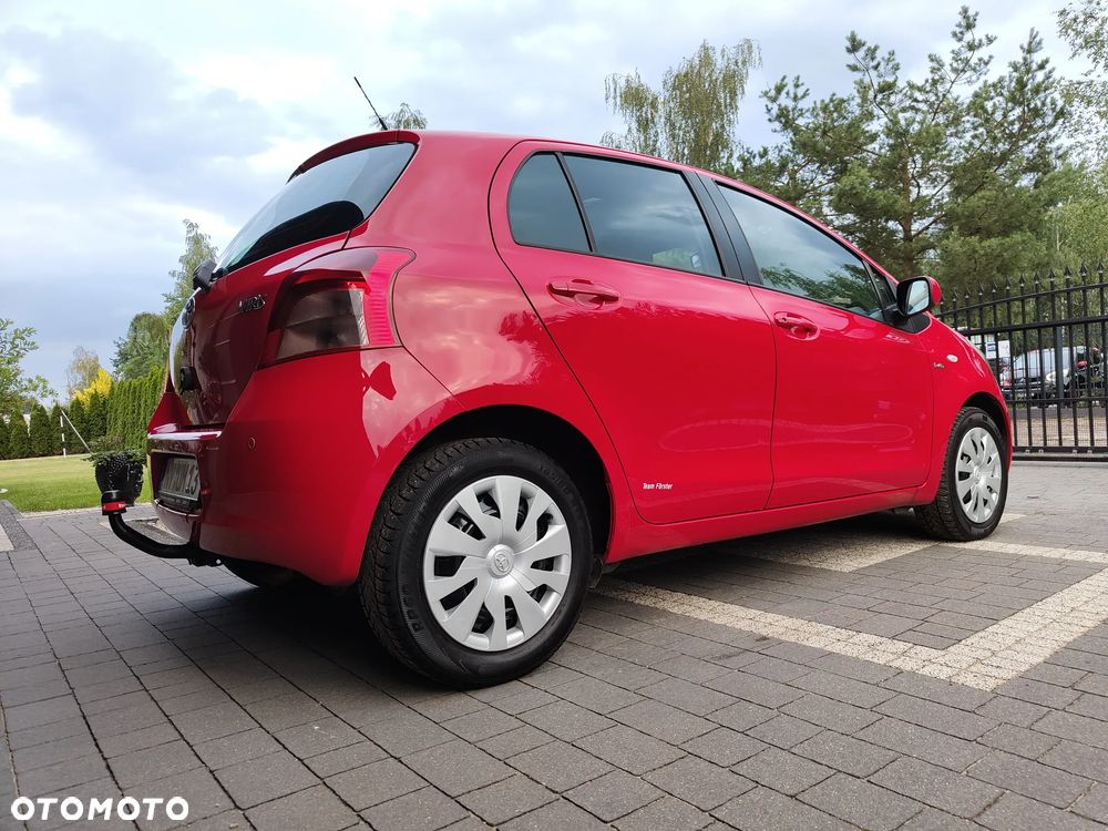 Toyota Yaris 1.4 D-4D Sol - 33