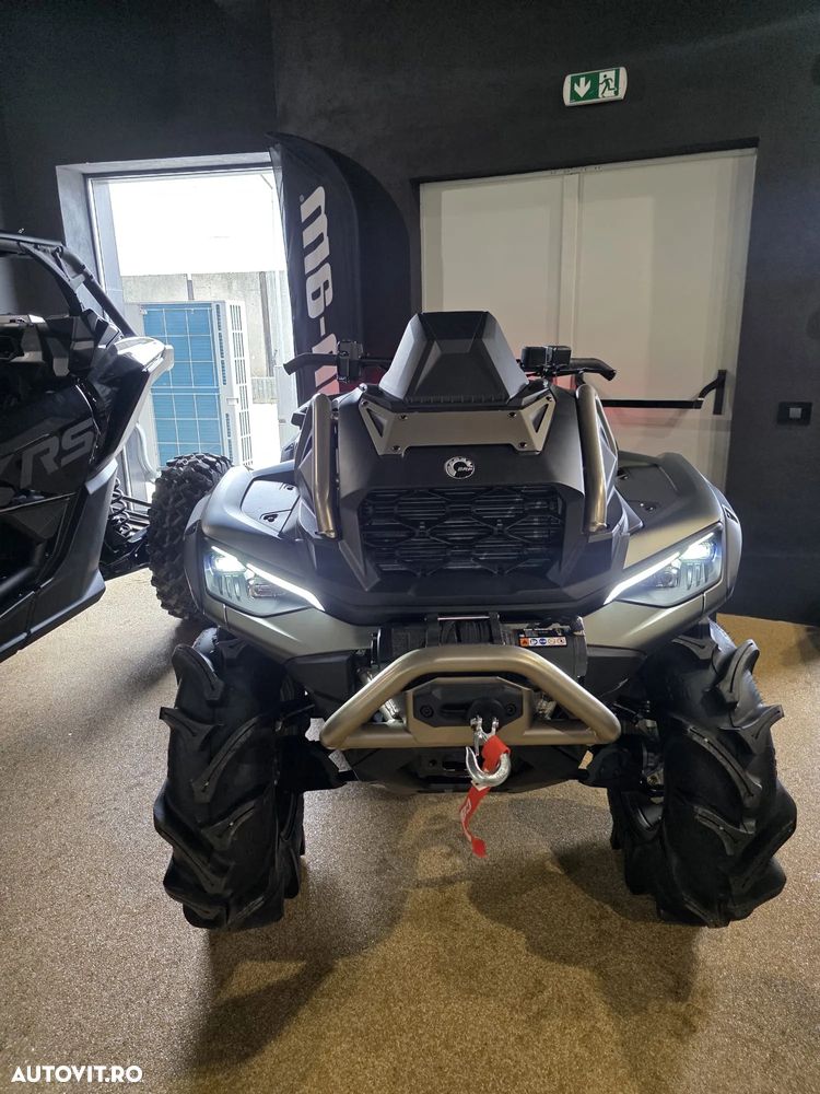 Can-Am Outlander - 9