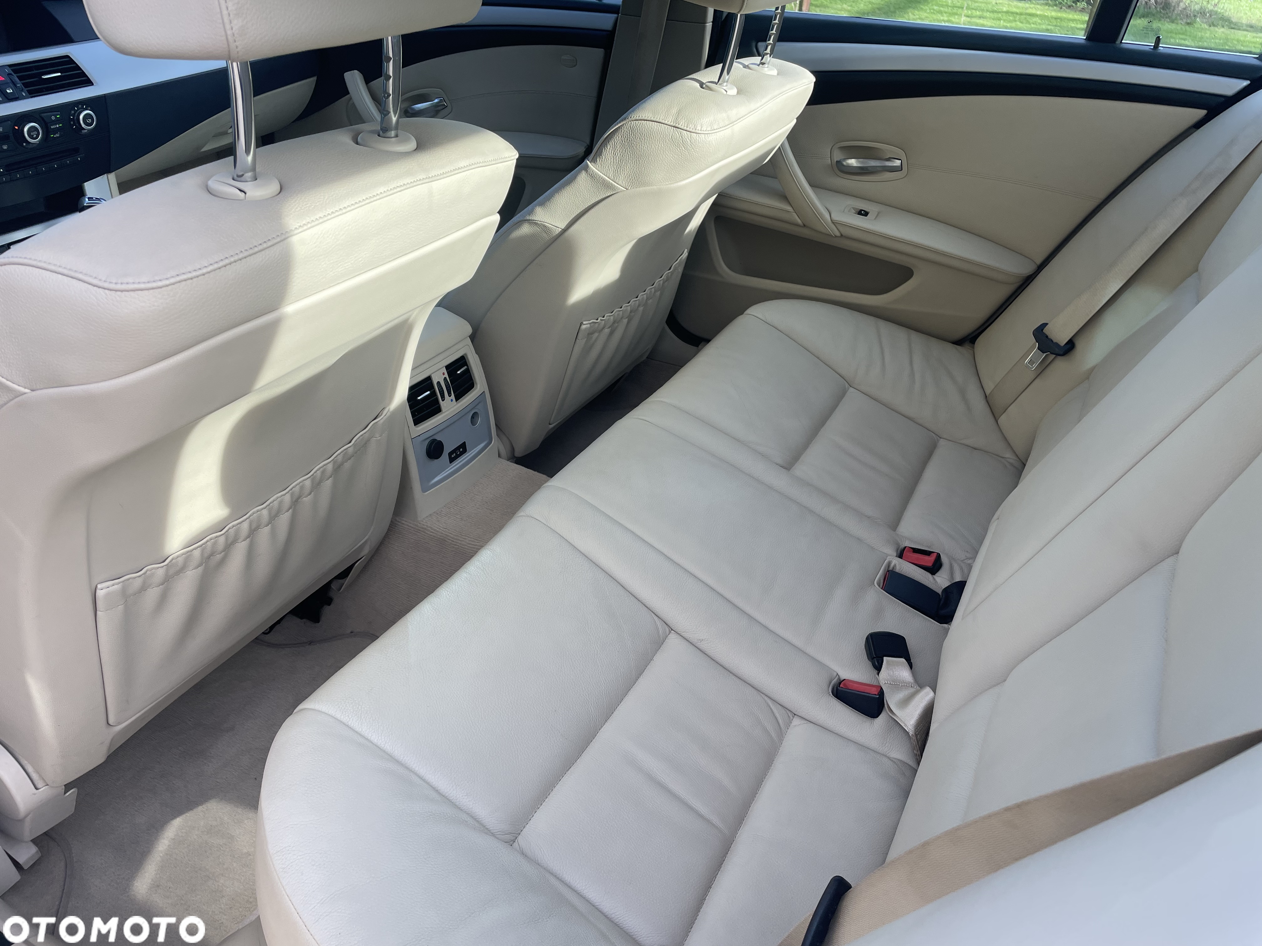 BMW Seria 5 - 16
