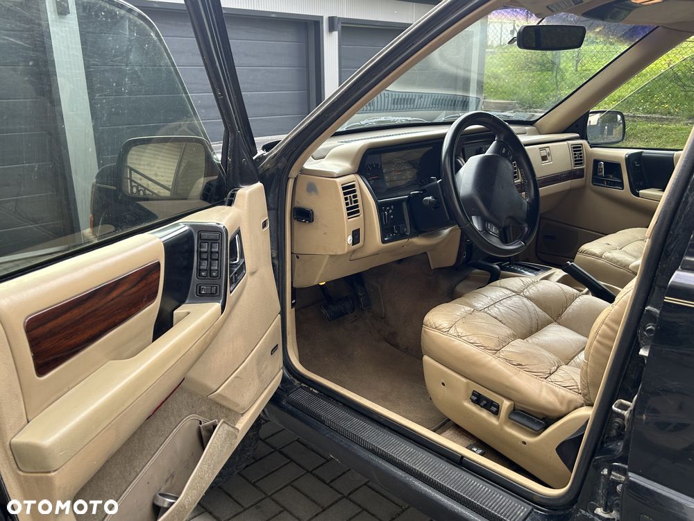 Jeep Grand Cherokee - 10