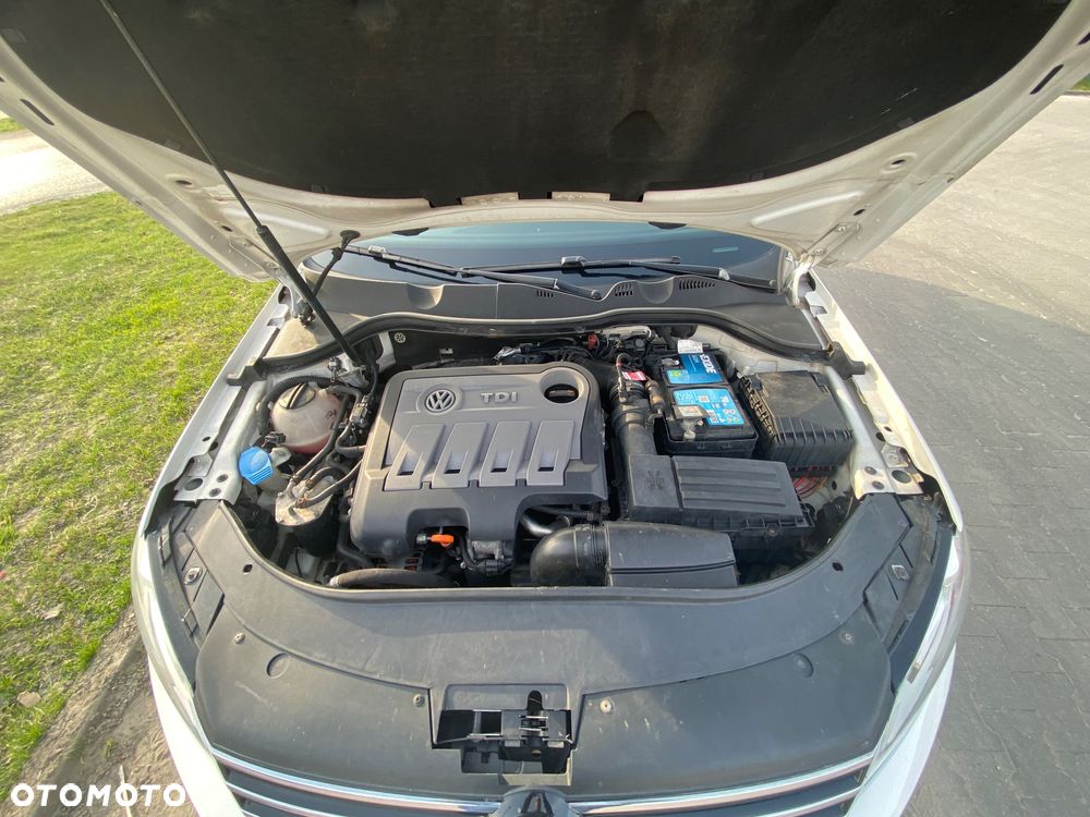 Volkswagen Passat 2.0 TDI 4Mot Highline DSG - 6