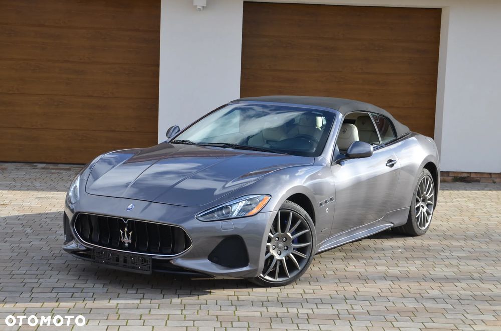 Maserati GranCabrio Sport - 4