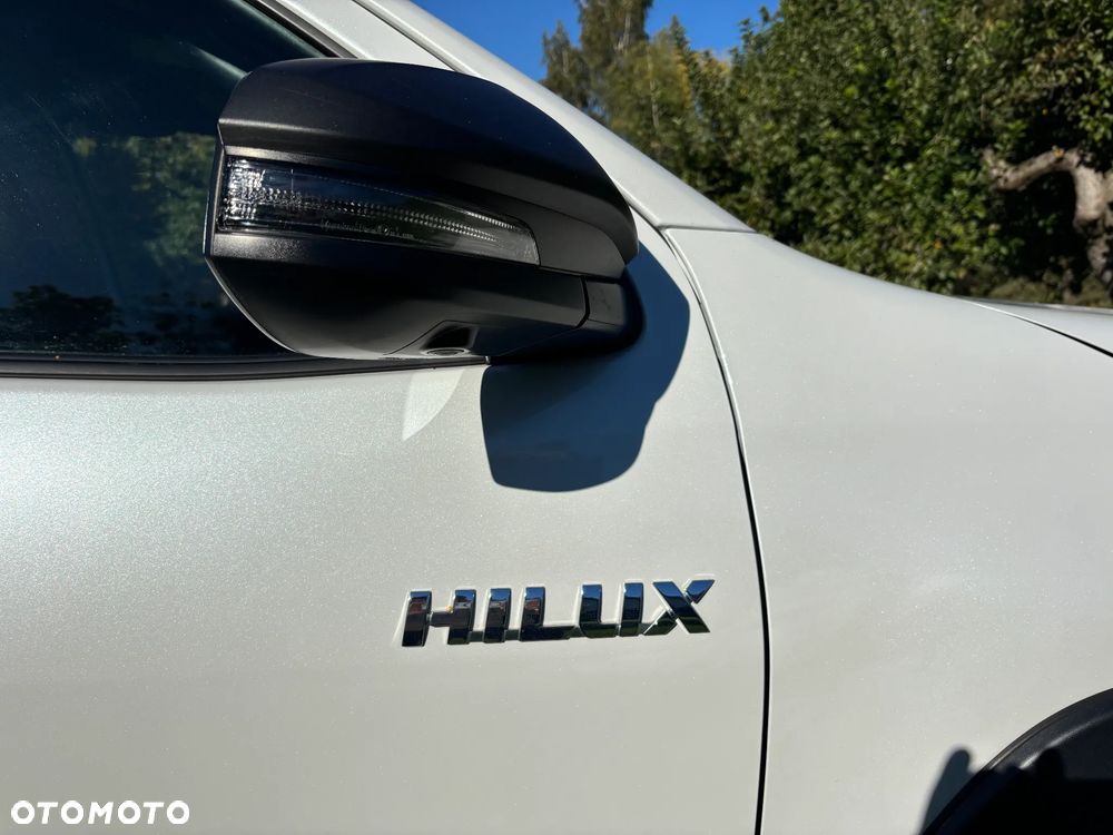 Toyota Hilux - 7