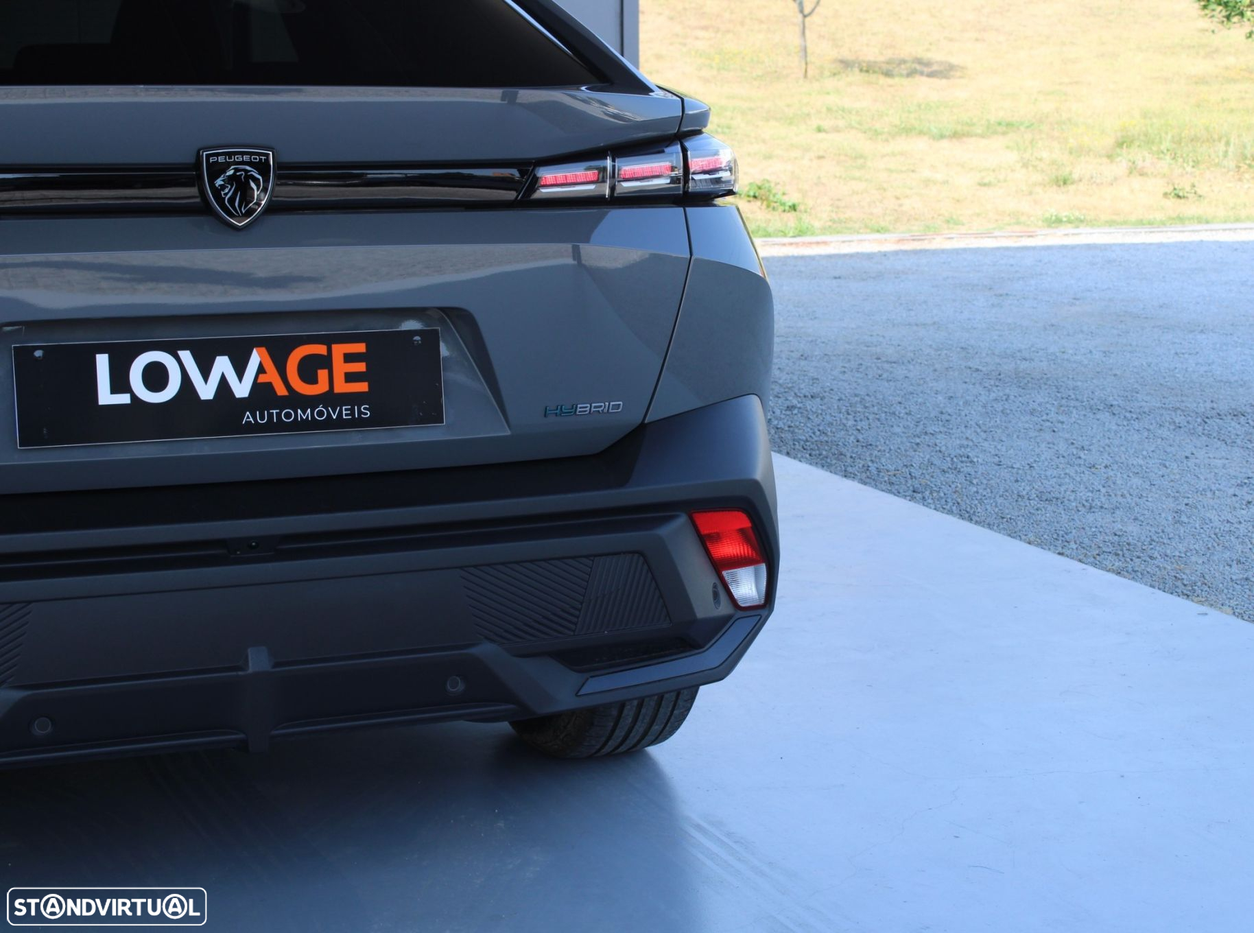 Peugeot 408 1.6 Hybrid Allure e-EAT8 - 29