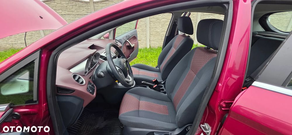 Ford Fiesta 1.25 Titanium - 25
