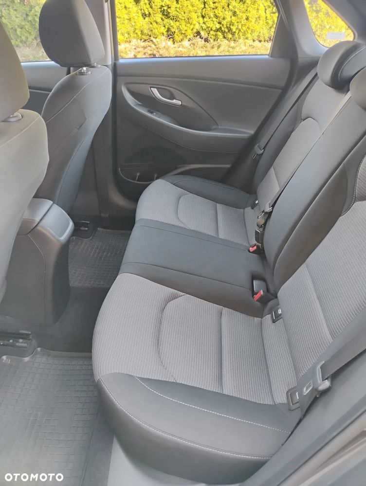 Hyundai i30 1.4 Classic + - 14