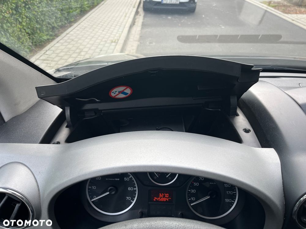 Peugeot Partner 1.6 HDi Active - 20