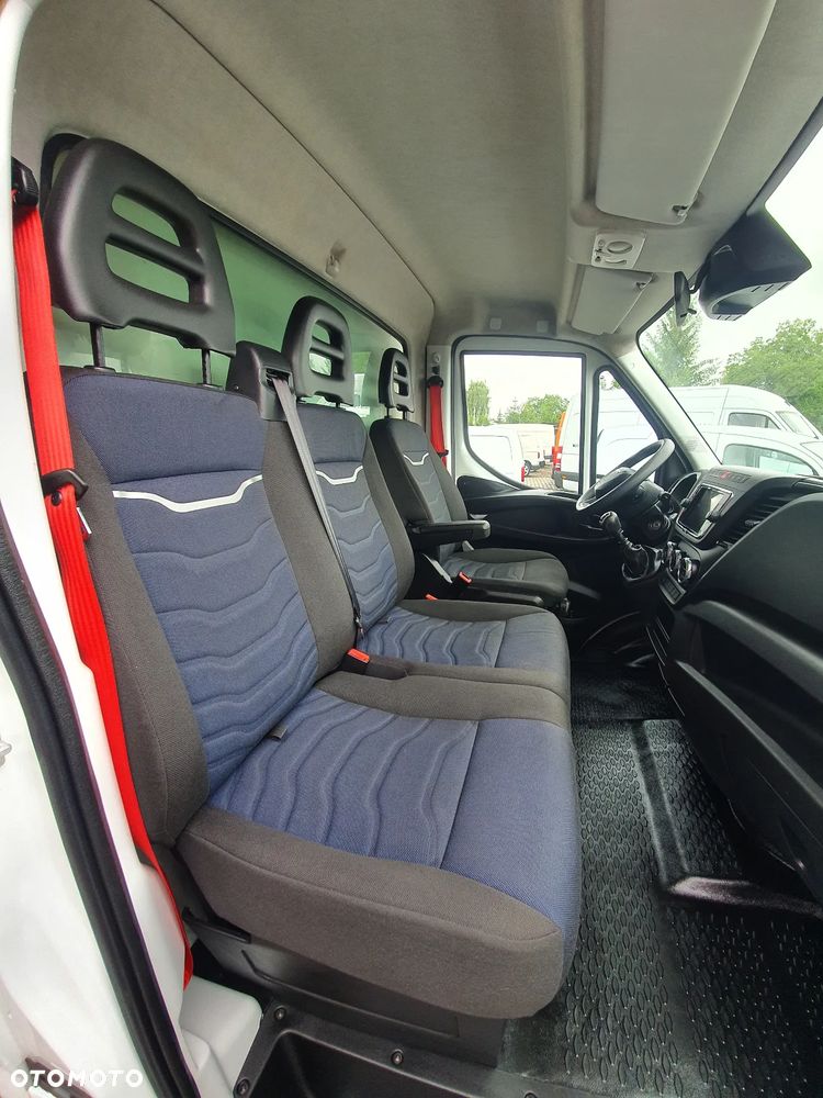 Iveco DAILY - 18