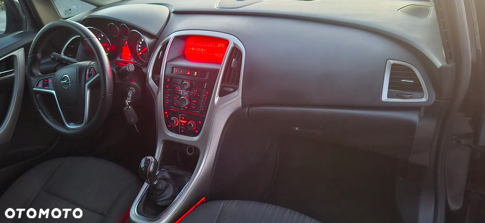 Opel Astra 1.6 Color Edition - 37