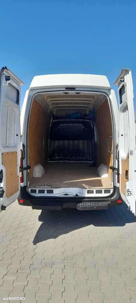 Renault Master 2.3 Blue 150 TT Combi 3,5t L2H2 8+1 - 4