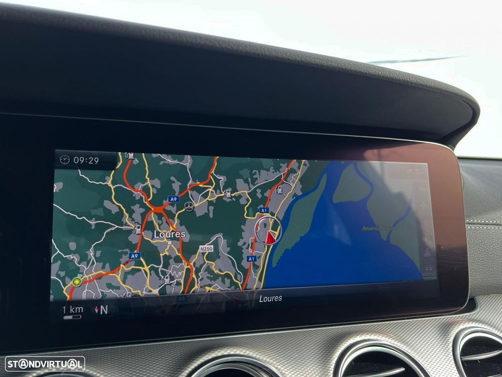 Mercedes-Benz E 220 d AMG - 14