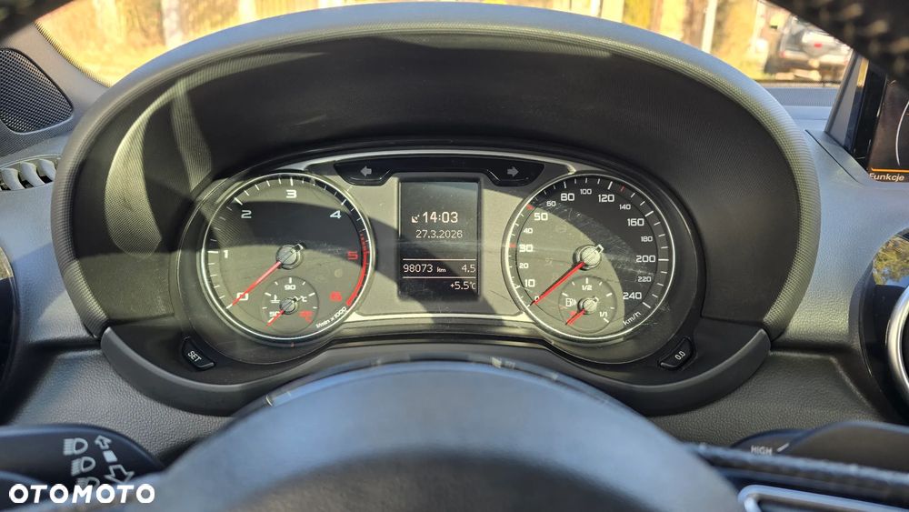 Audi A1 Sportback 1.4 TDI (ultra) S tronic sport - 6