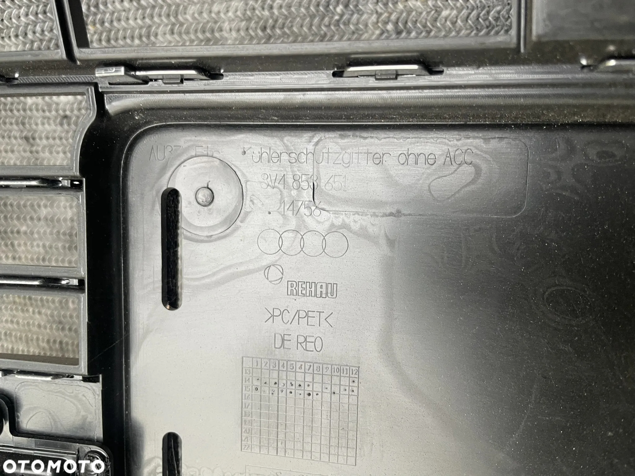 Audi A3 8V e-tron atrapa, grill - 8