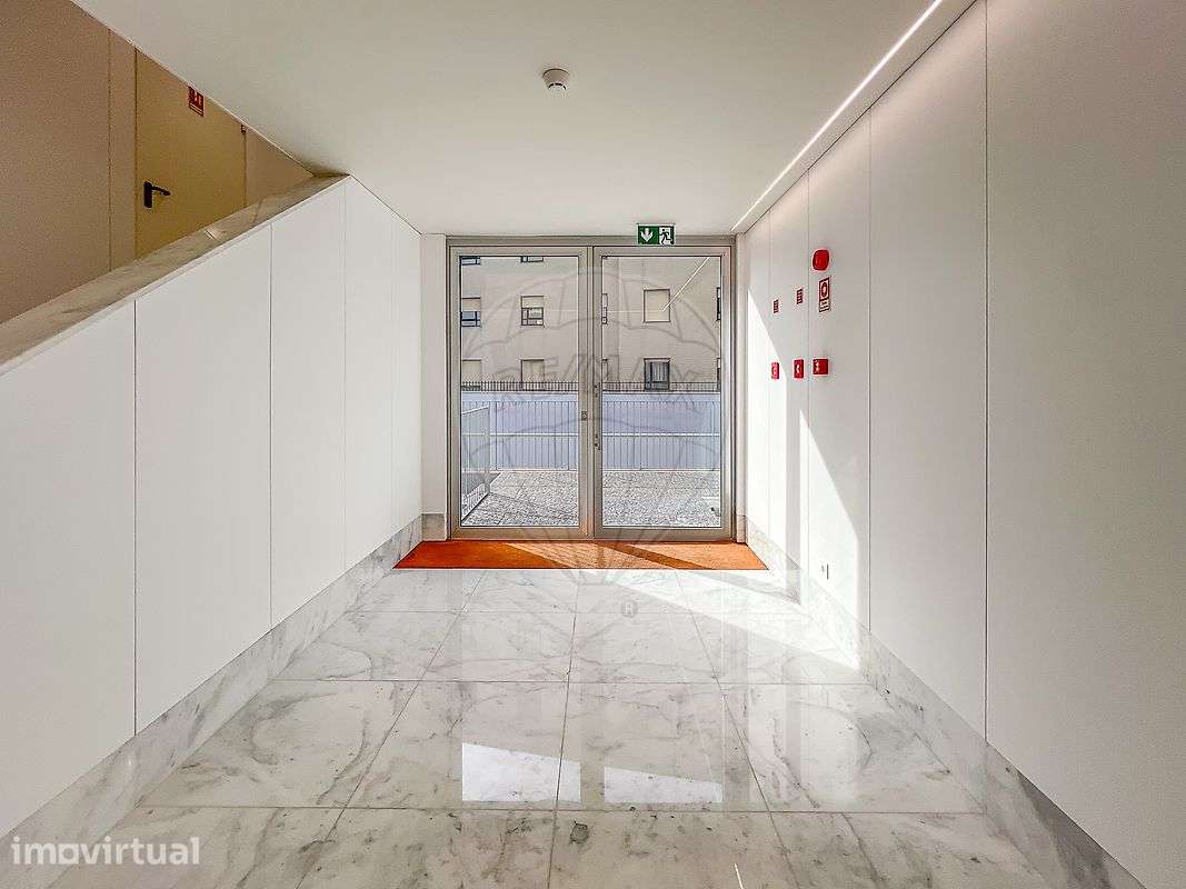 Apartamento T5 para venda - Grande imagem: 2/16