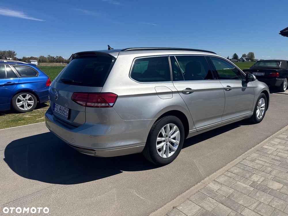 Volkswagen Passat 2.0 TDI SCR DSG Trendline - 35