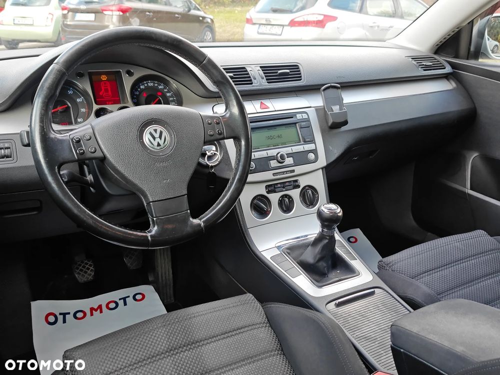 Volkswagen Passat 1.8 TSI Comfortline - 15