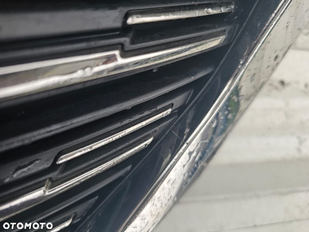 Peugeot 5008 II GRILL ATRAPA W ZDERZAK PRZÓD WERSJA NA ZWYKŁEJ LAMPIE - 7