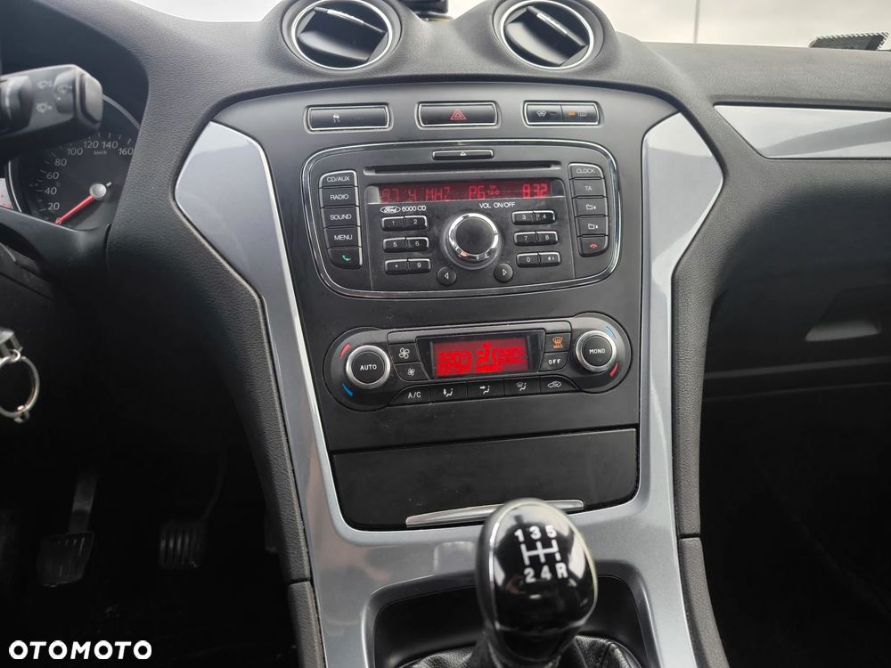 Ford Mondeo 2013 photo 5