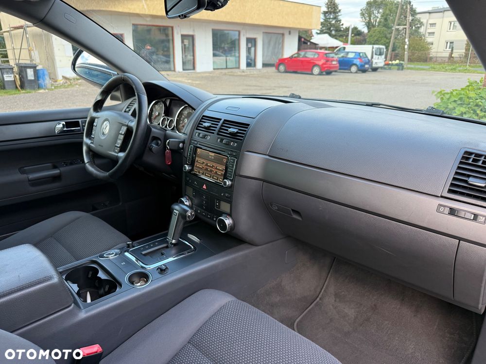 Volkswagen Touareg 3.0 V6 TDI Blue Motion DPF Automatik - 11