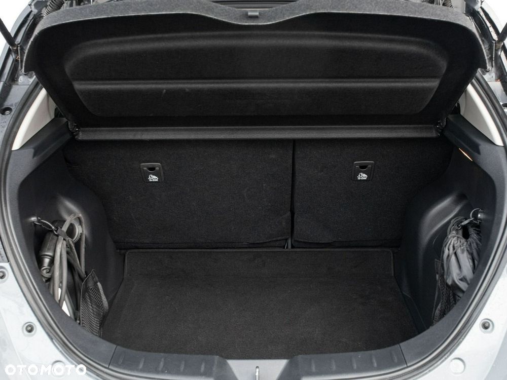Nissan Leaf 40kWh N-Connecta - 27