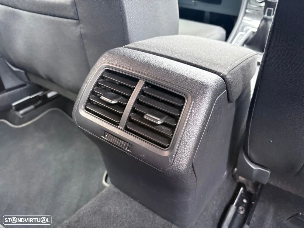 VW Golf 1.0 TSI Confortline - 59