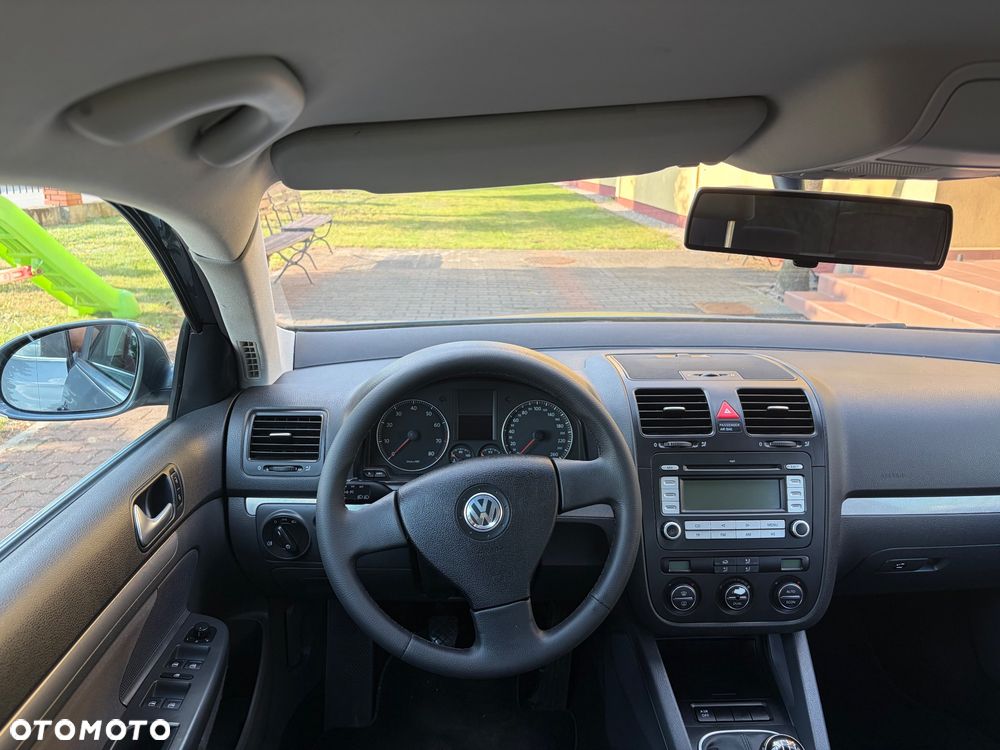 Volkswagen Jetta 1.6 Comfortline - 33