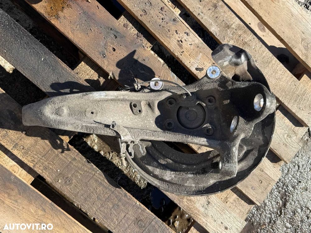 Fuzeta fata stanga dreapta BMW seria 7 G11 G12 tractiune spate - 1