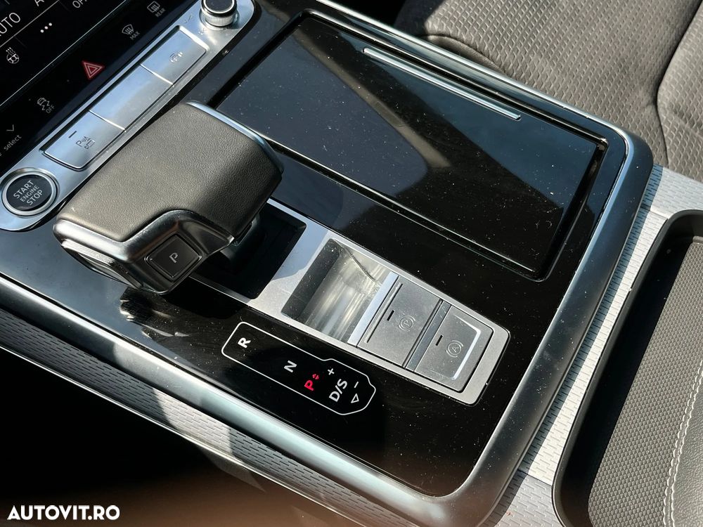 Audi Q8 - 24