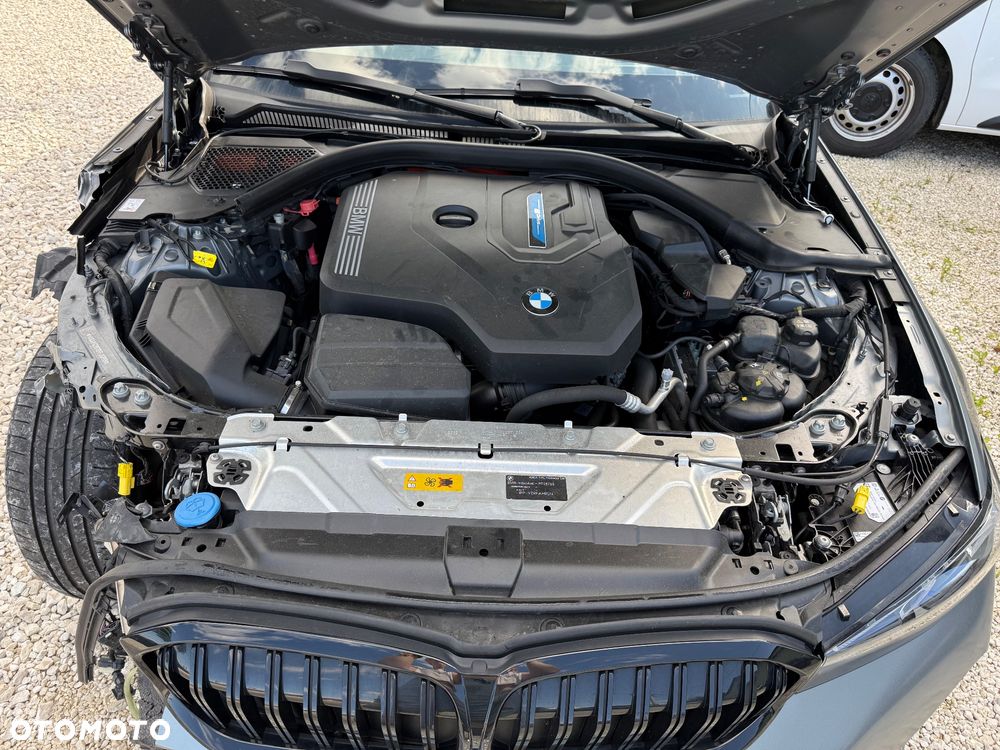 BMW Seria 3 - 22