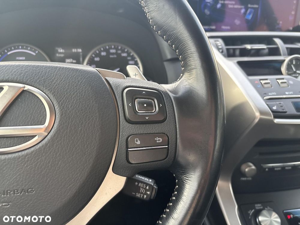 Lexus NX 300h Elegance AWD - 12