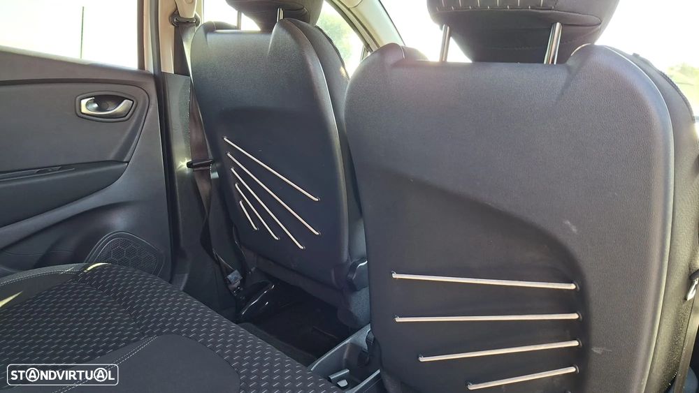 Renault Captur 0.9 TCE Exclusive - 20