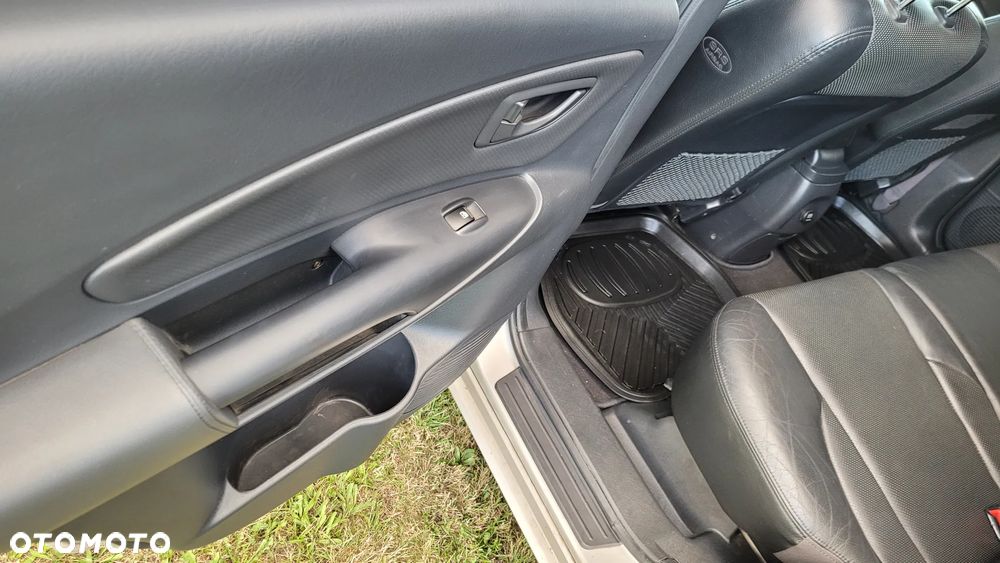 Hyundai Tucson 2.0 CRDi VGT 4WD GLS - 7