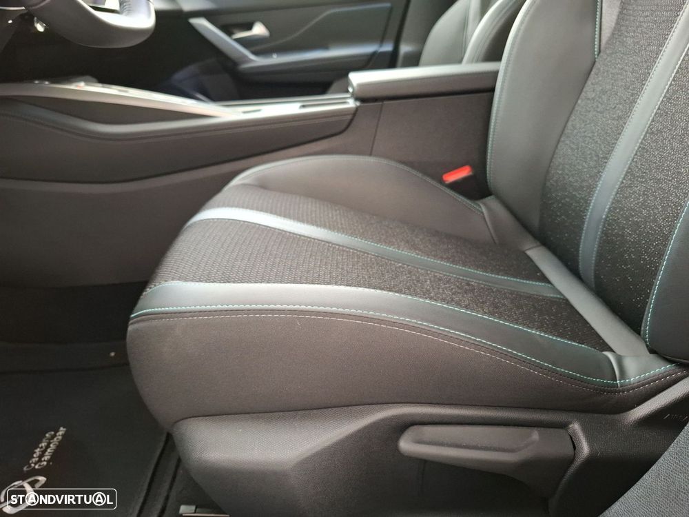 Peugeot 308 1.5 BlueHDi Allure EAT8 - 27