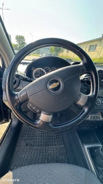 Chevrolet Aveo - 16
