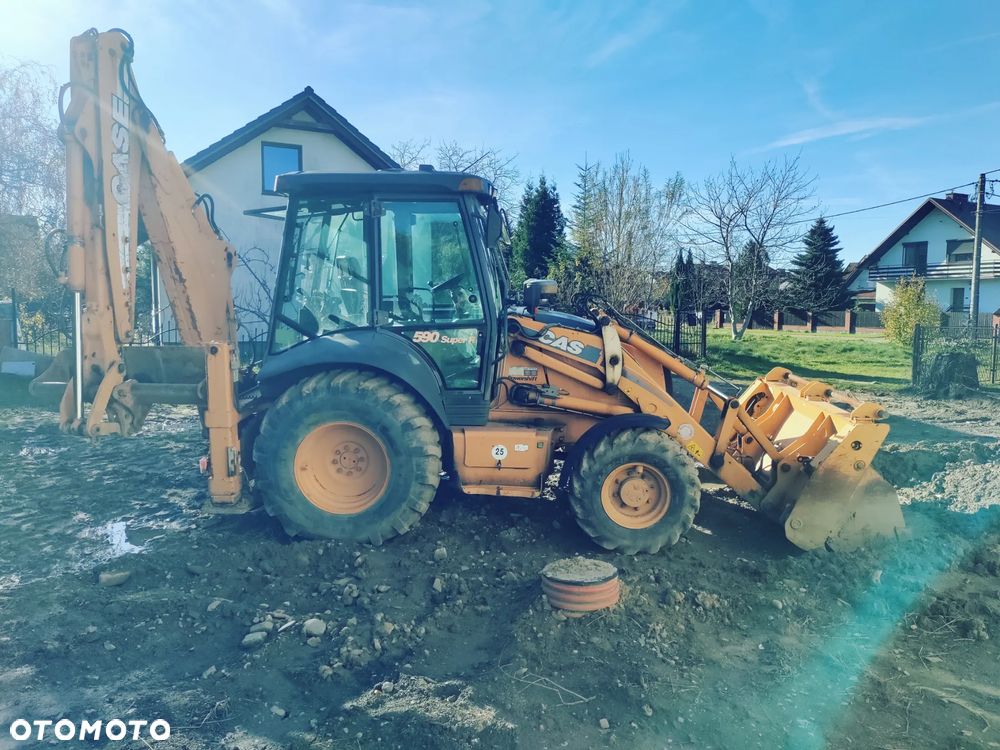 Case 590 SR - 7