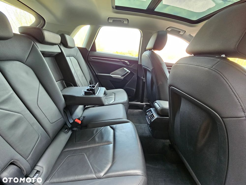 Audi Q3 35 TDI Quattro Advanced - 33