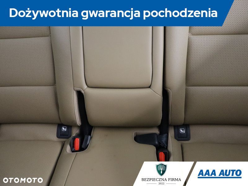 Kia Sportage - 12