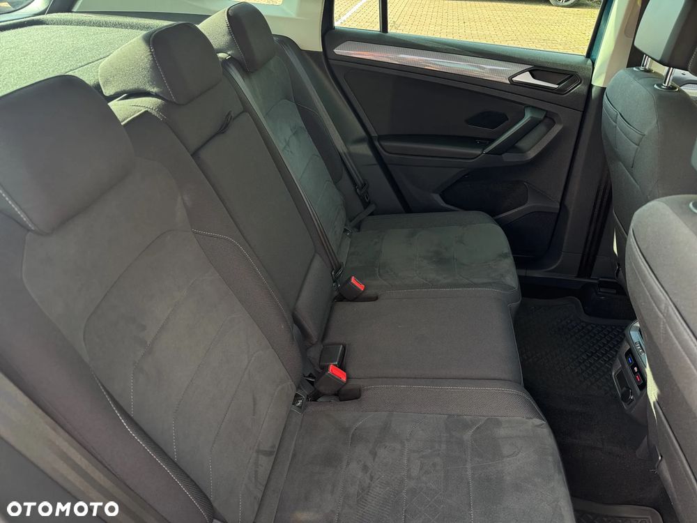 Volkswagen Tiguan - 25