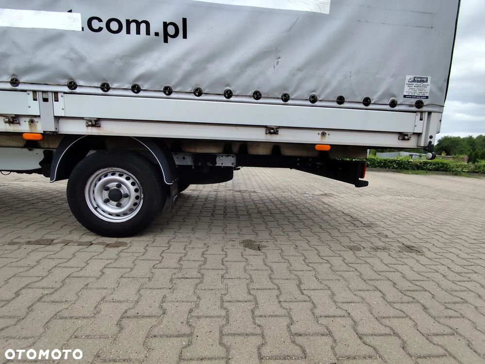 Ford Transit - 11