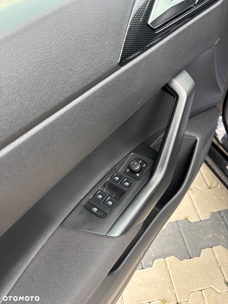 Volkswagen Polo 1.0 TSI OPF DSG ACTIVE - 17